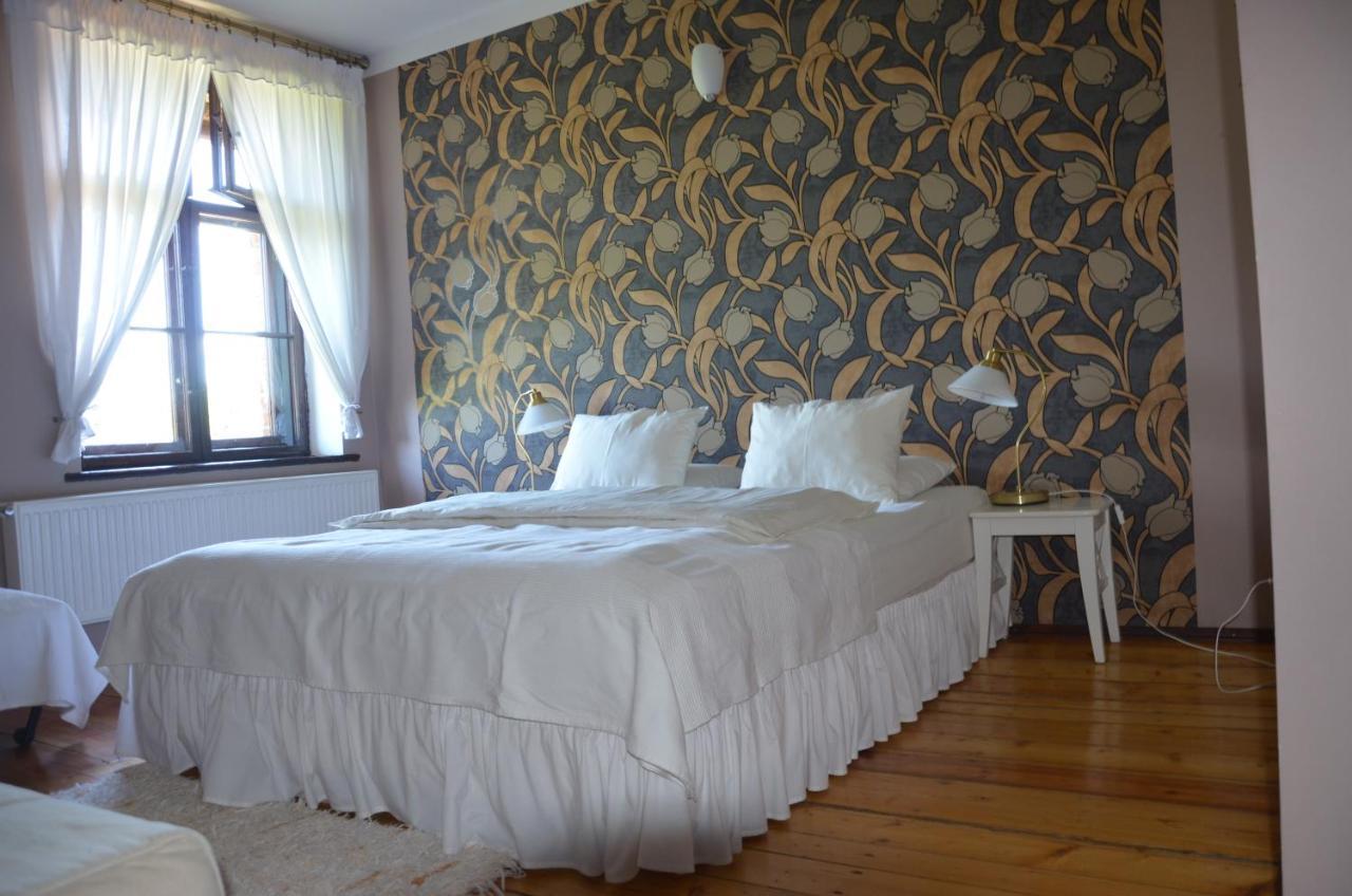 Stara Szkola W Harszu Bed & Breakfast Pozezdrze Exterior foto
